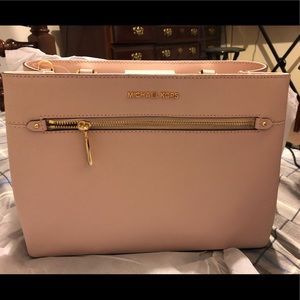 Pink Michael Kors hand bag